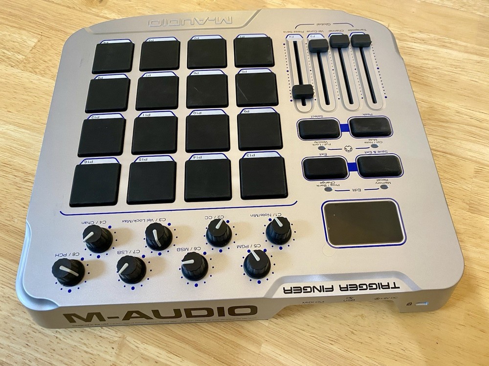 M-Audio Trigger Finger 16-Pad USB MIDI Drum Pad Controller w/ Original Box