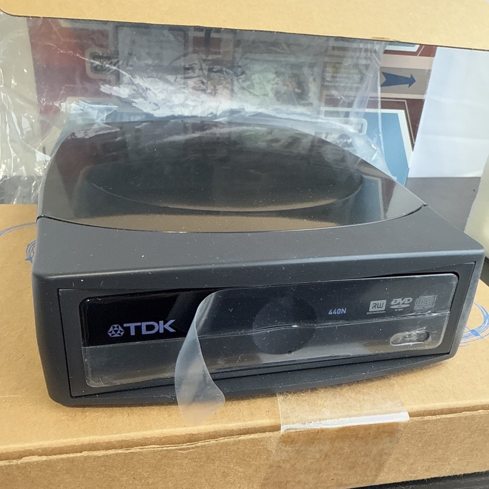 TDK 4X IndiDVD R/RW/CD Burner Pc/Mac With All Cords, Software, & Original Box￼￼