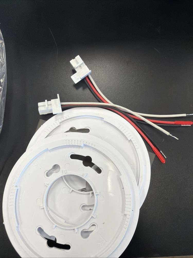 H-5. 2 Pack Kidde Smoke Detector Internal 10 Year Battery 20SA10 Open Box