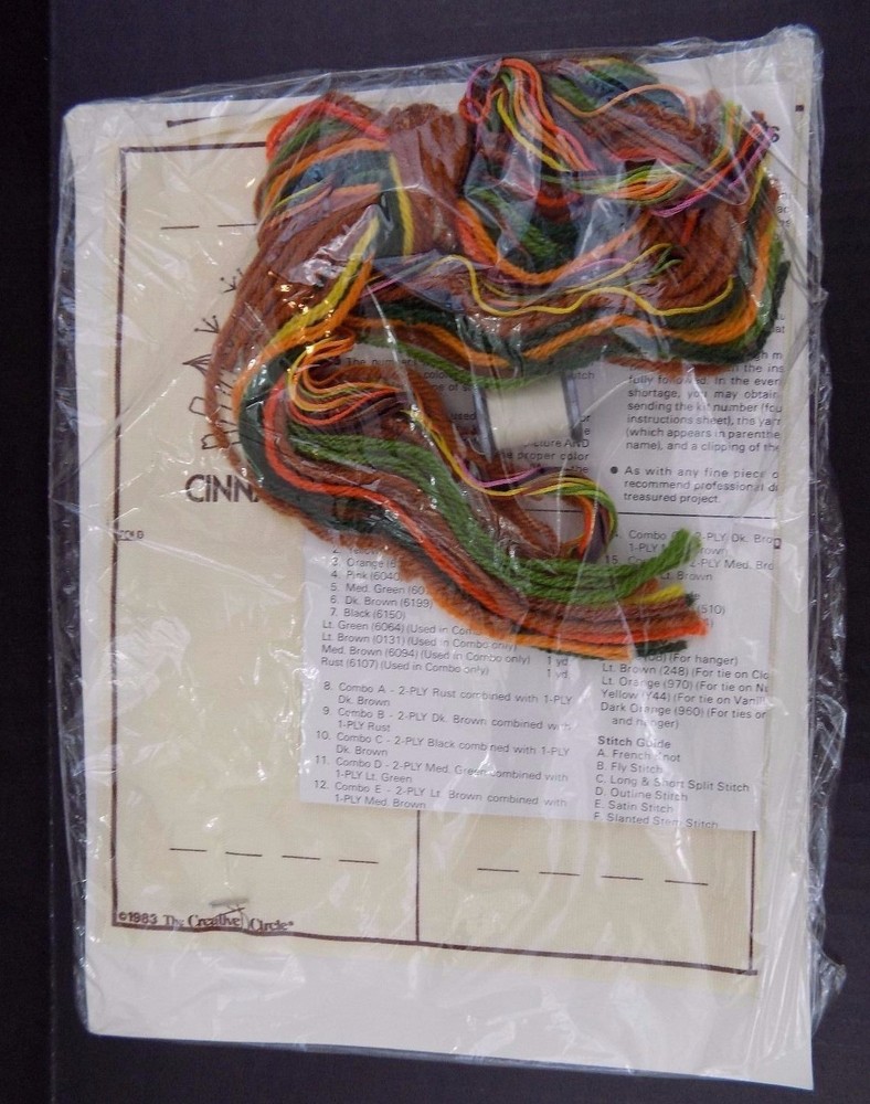 The Creative Circle "Kitchen Spice Sacks" #1925 Crewel Embroidery Kit - NEW