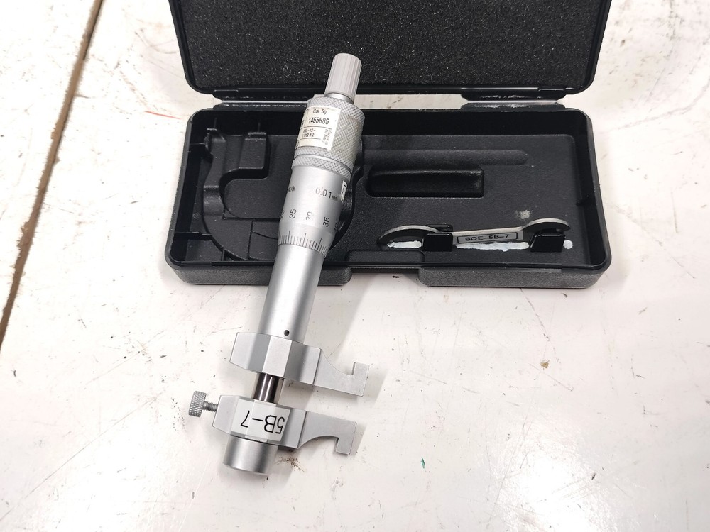 Mitutoyo 25-50mm Micrometer with Case