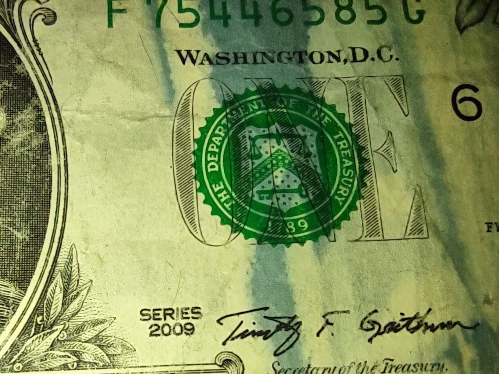 RARE INKING ERROR 2009 ONE DOLLAR FEDERAL RESERVE NOTE.
