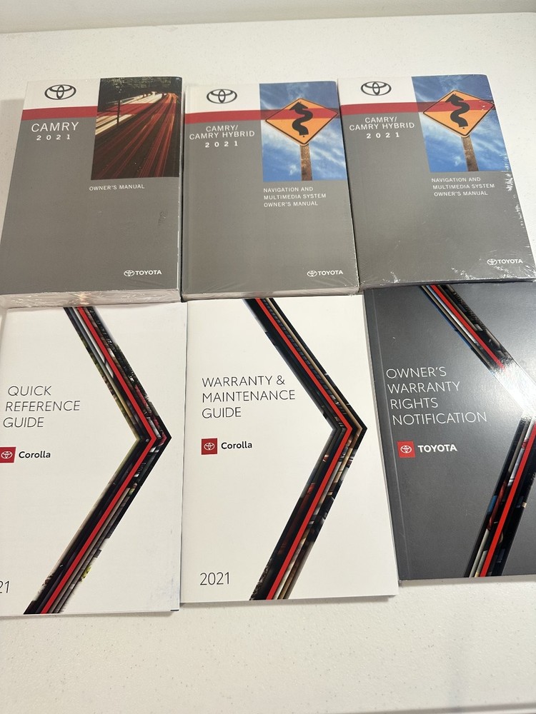 Toyota Camry 2021 Owners Manual Set