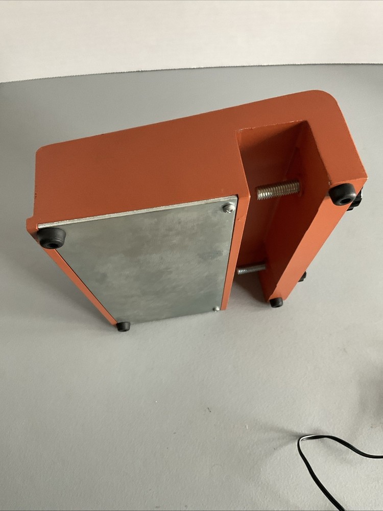 MOUNTZ M-100 Torque Calibrator Untested!