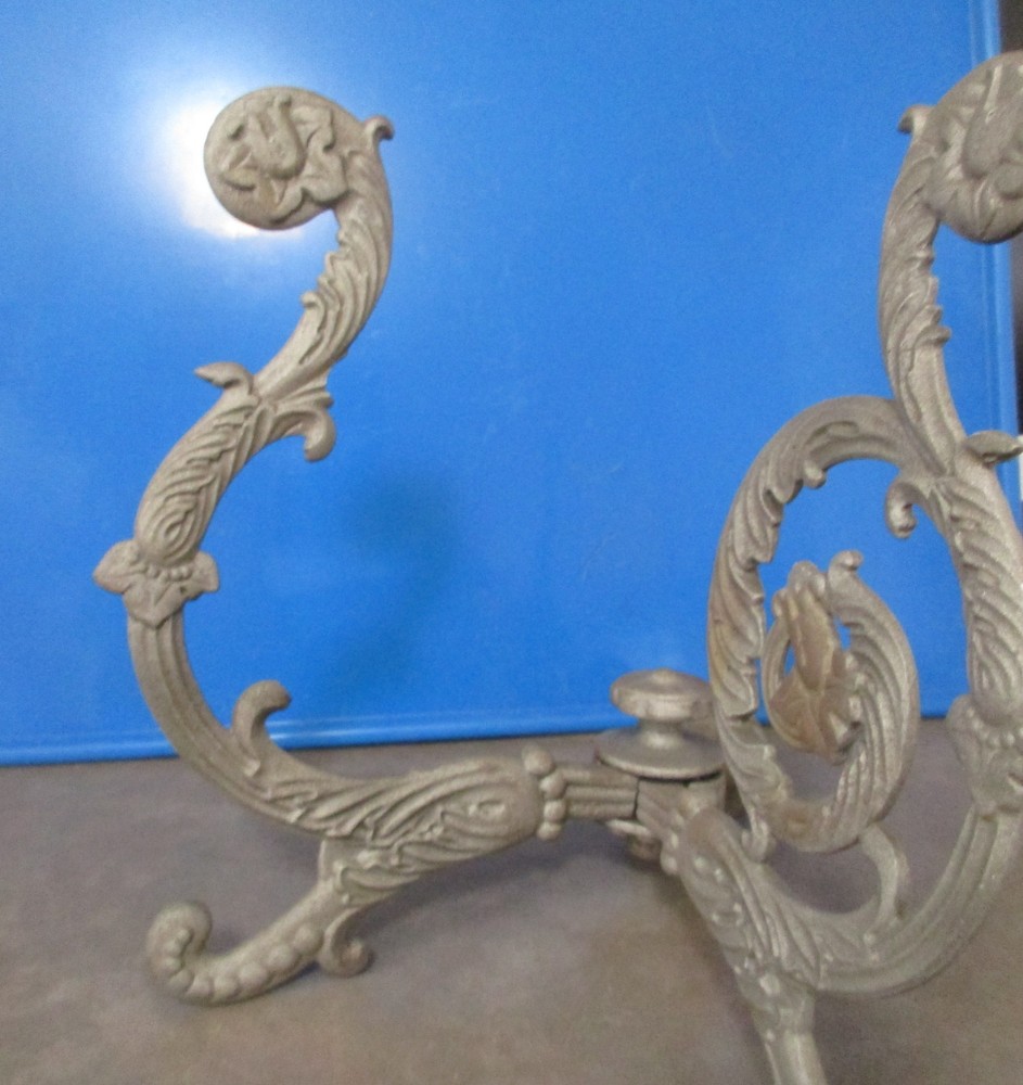 Vintage Cast Iron Ornate Double Hall Tree Hook / Wall Hook with Bolt