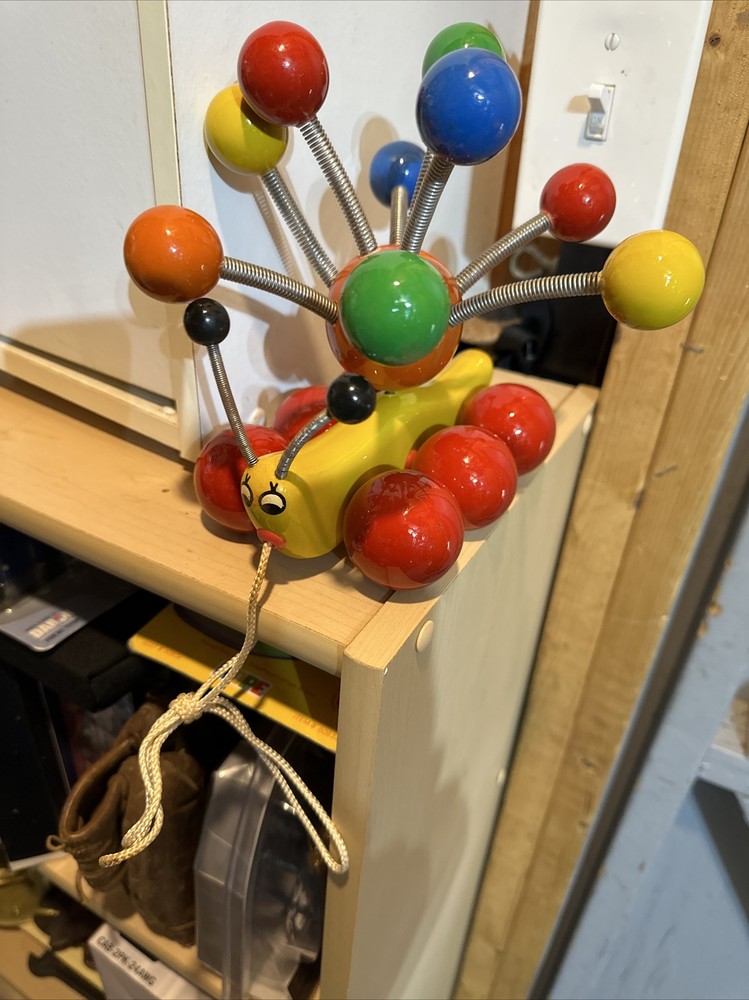 Wooden pull toy, caterpillar, kouvalias #661!!!!!!!!