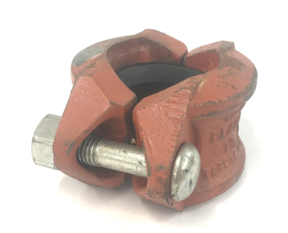 Compatible with Victaulic PlainLock 1-1/2" Coupling Style 90 NOS