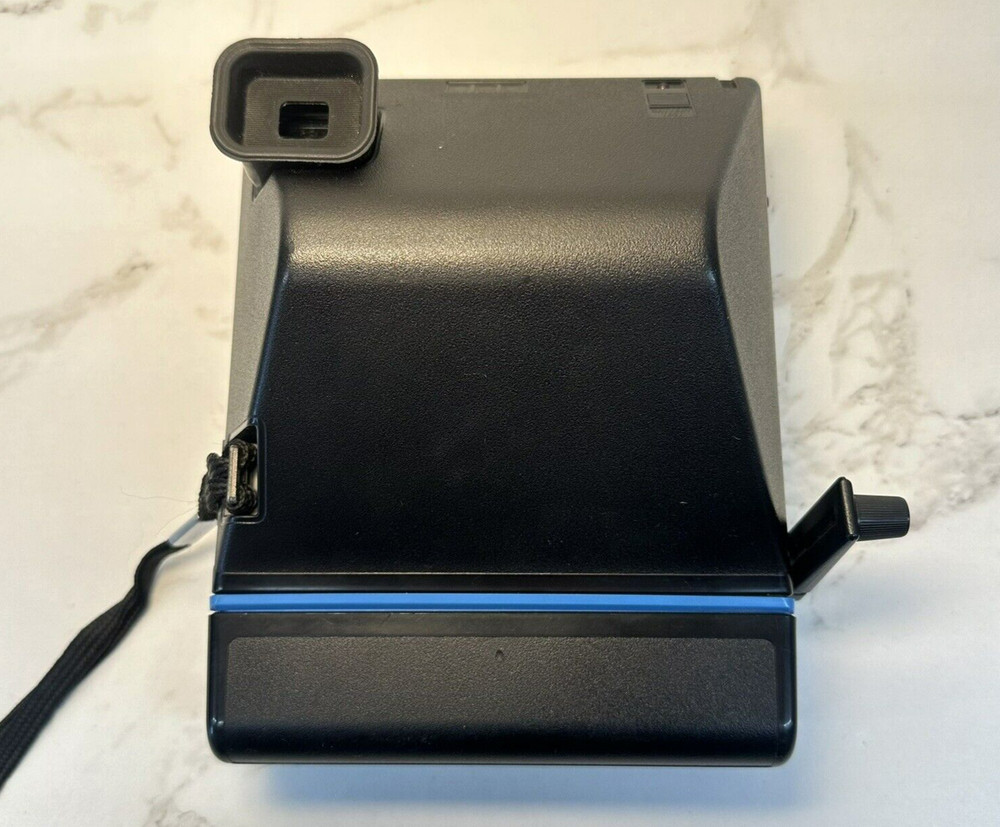 VINTAGE 1976 KODAK EK4 INSTANT CAMERA W/ ORIGINAL BOX & MANUAL UNTESTED