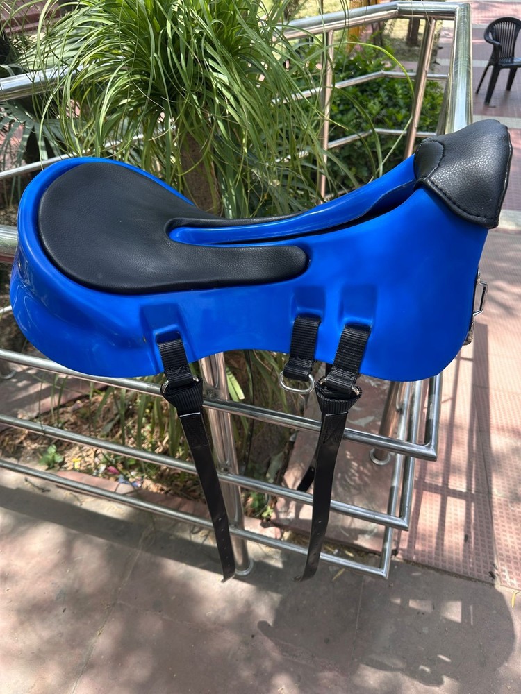 New Colored Plastic Tree Endurance Horse Saddle, Soft seat Foam Padding Saddle