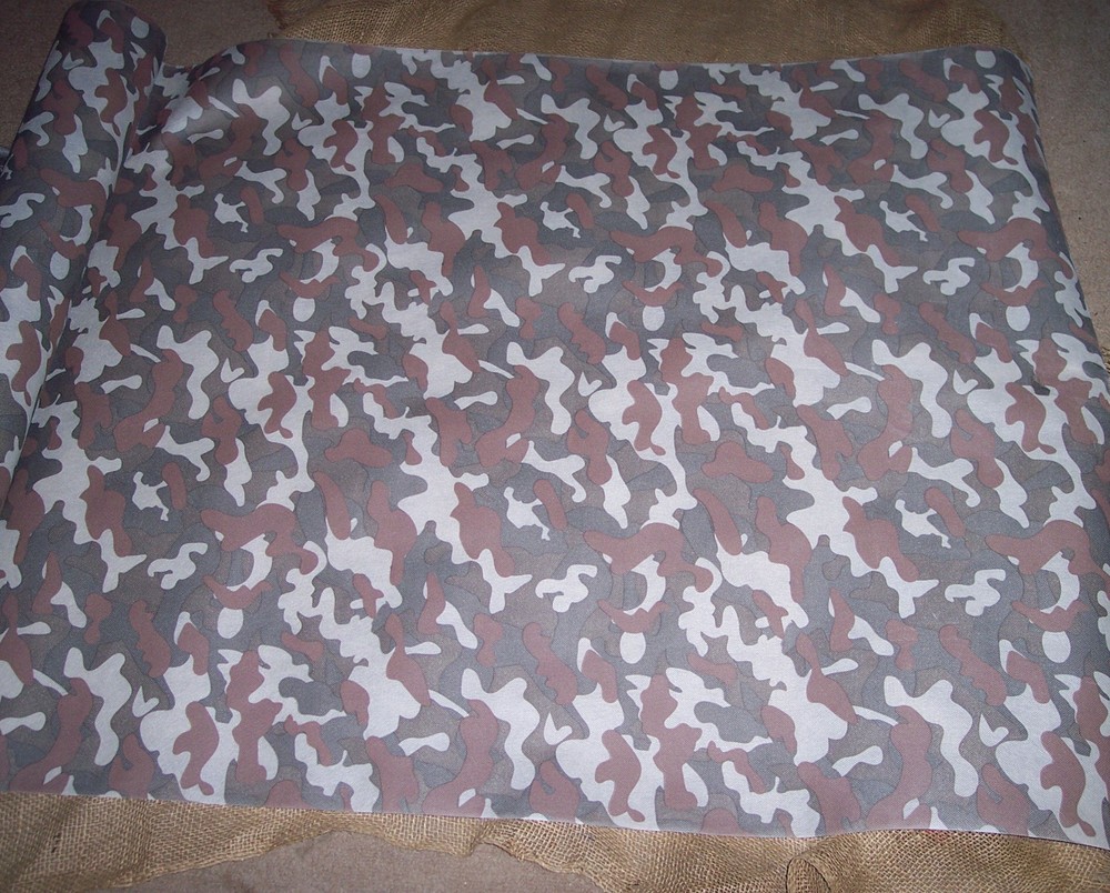 CAMO BLIND 10 FT & NET NEW FREE S/H