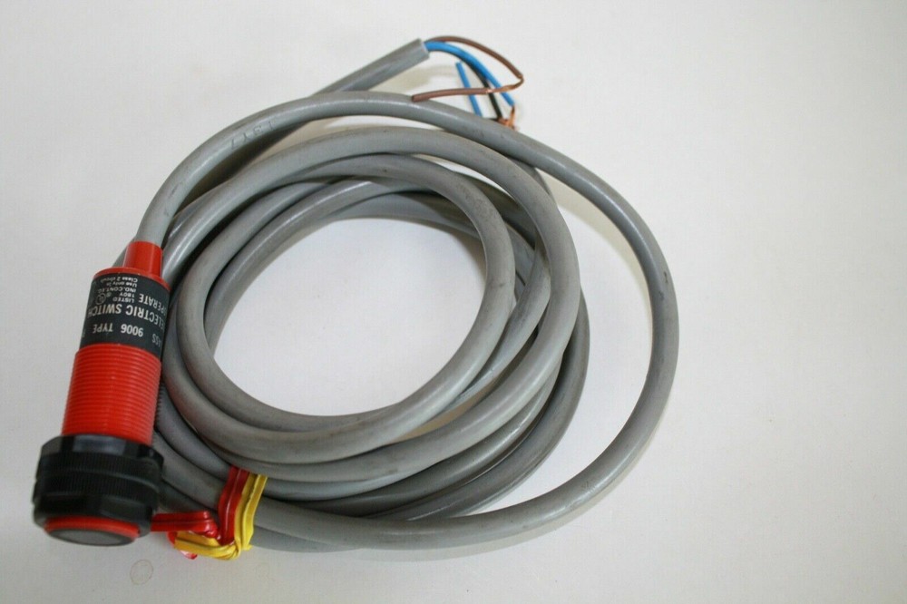 SQUARE D PE9TANDP CLASS 9006 PROXIMITY SENSOR