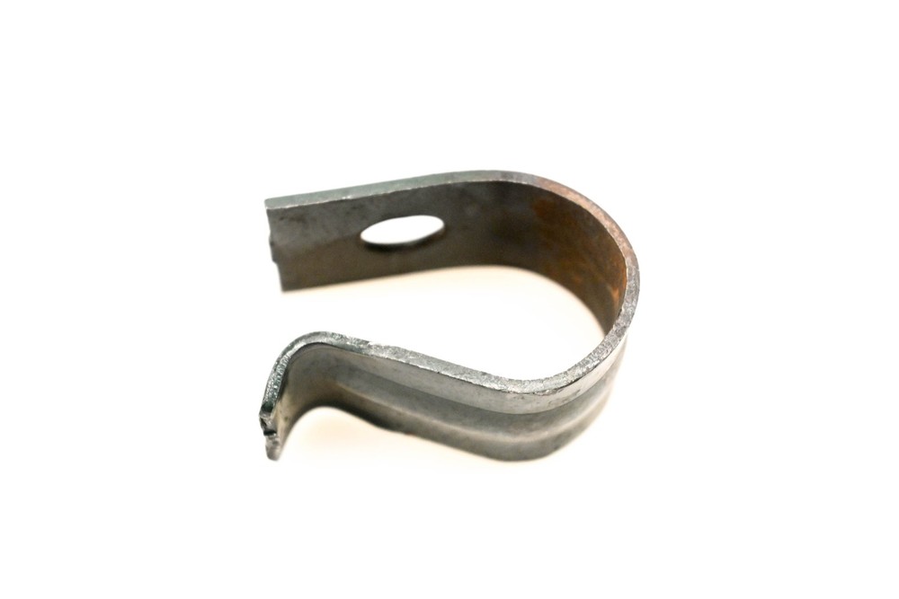 Mack 8235-1718D134 Clamp NOS