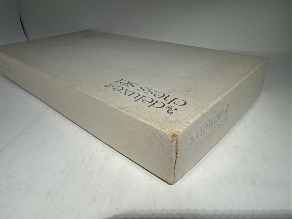 Vintage 1968 Selchow & Righter Deluxe Chess Set Complete Board & Pieces