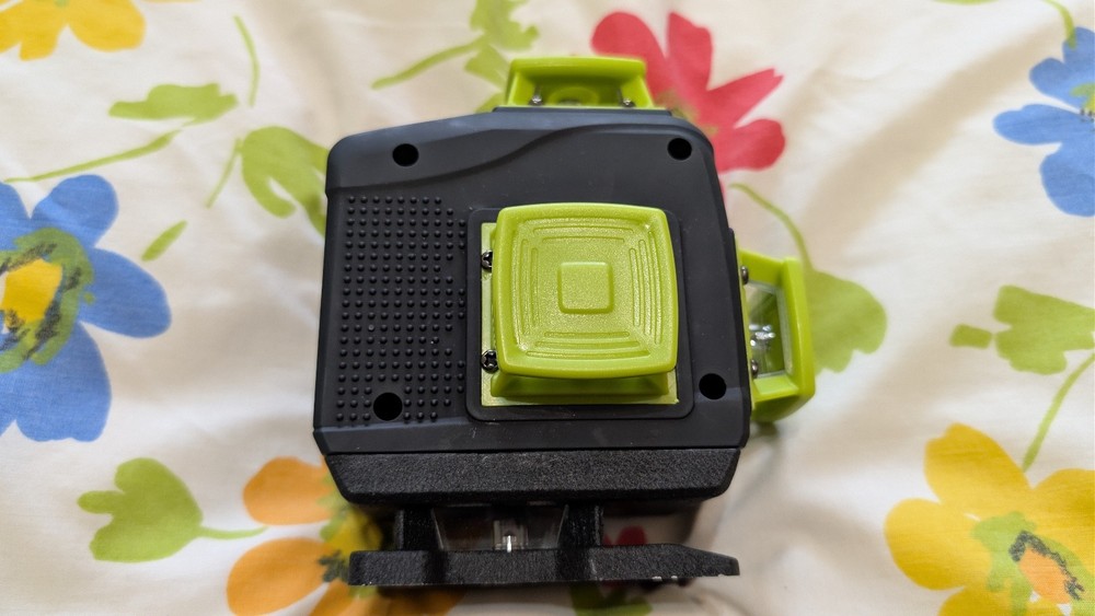 chishib laser level As Is