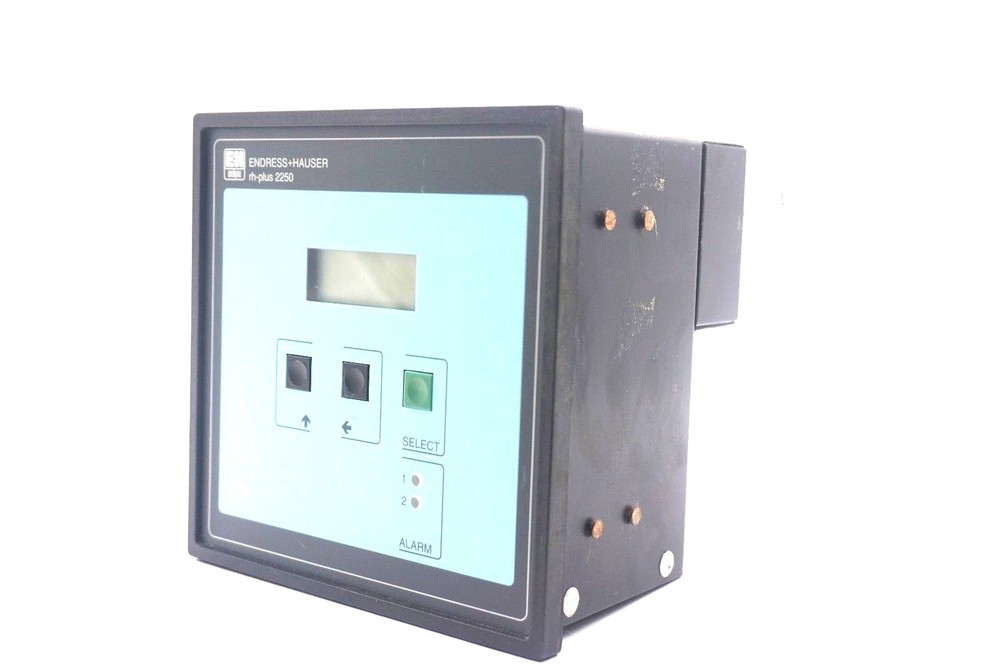 USED ENDRESS + HAUSER 2250-0-4-0-0-S-0 TRANSMITTER 22500400S0