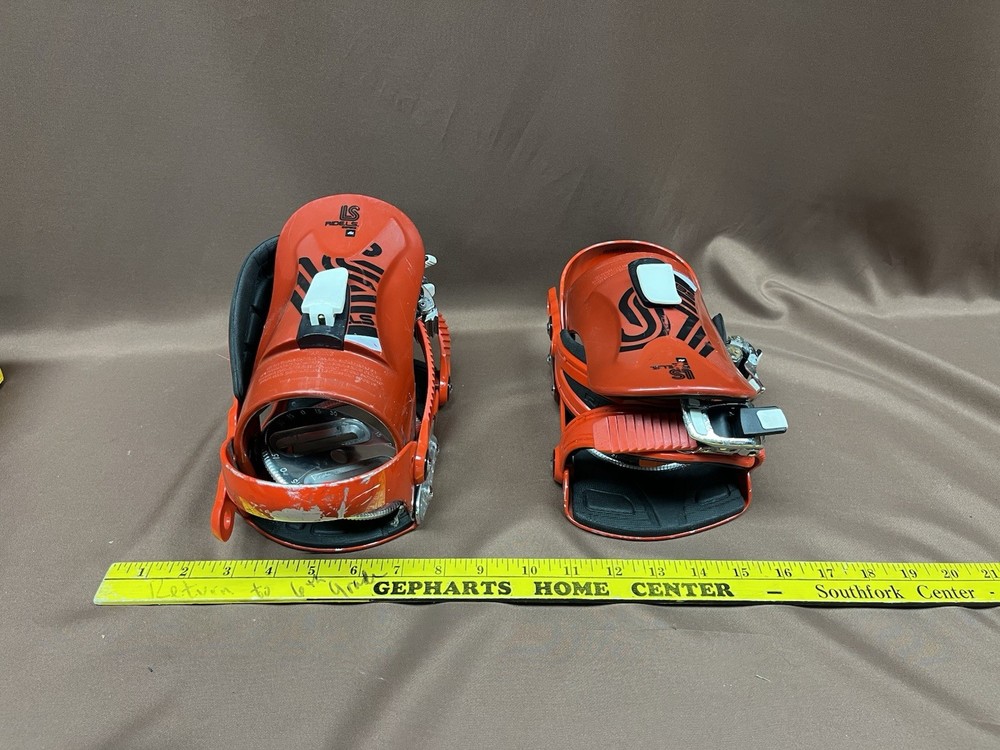 Ride Micro LS Youth Red Snowboard Bindings Size Small