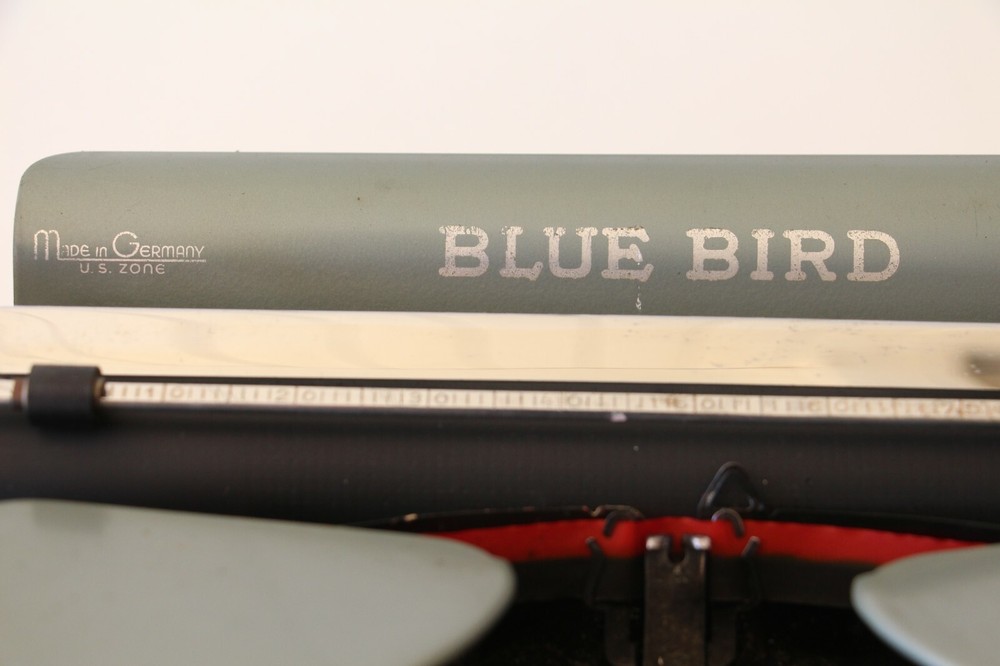 BLUE BIRD Typewriter - Made in Germany - Compact Portable - Metal - Working