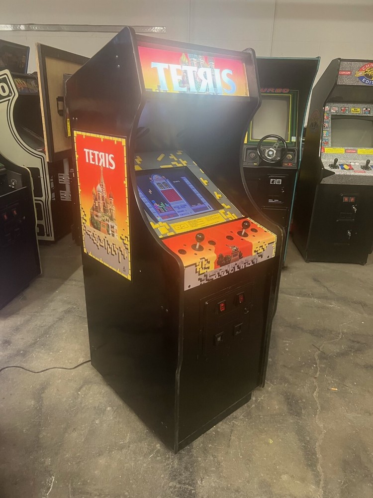 TETRIS ARCADE MACHINE by ATARI 1988 (Great Condition) *RARE*
