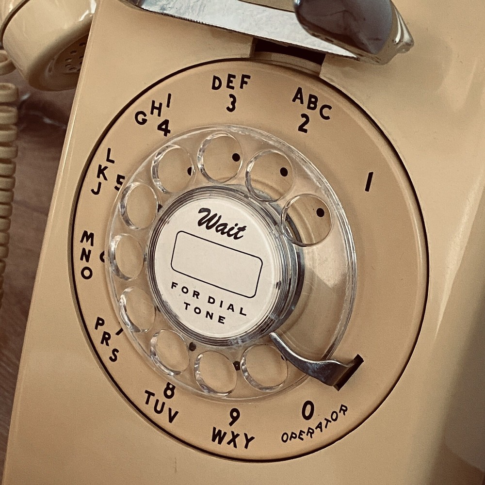 DIAL CARD INSERT Wait for Dial Tone 1.5” in Black or Ivory