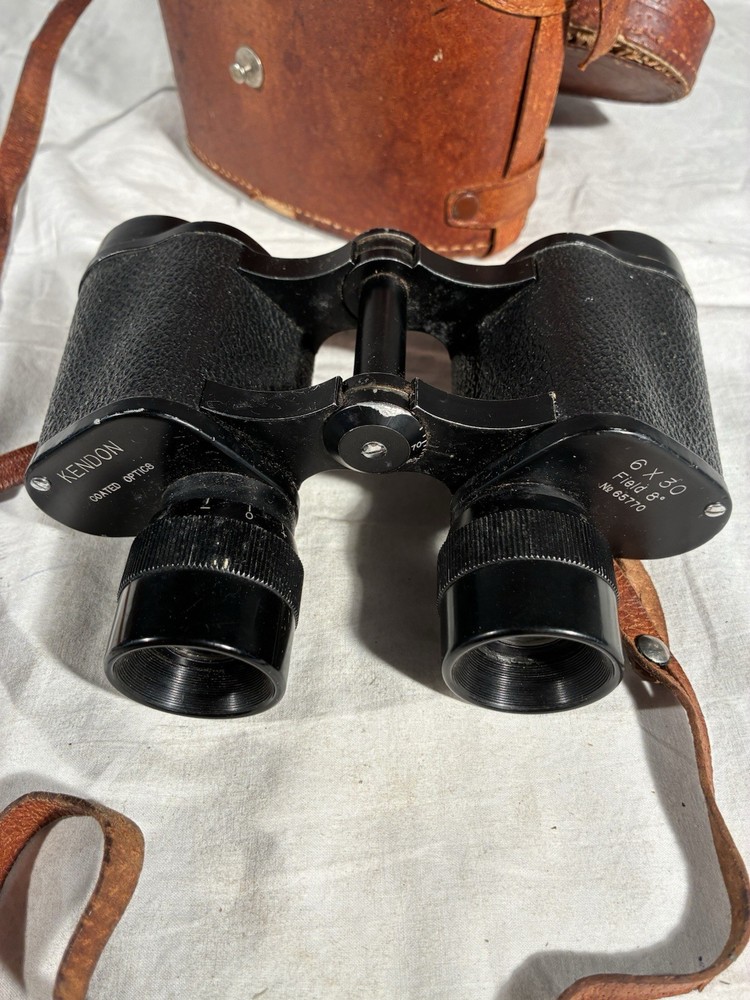 VTG Binoculars Kendon 6x30 binoculars with leather case