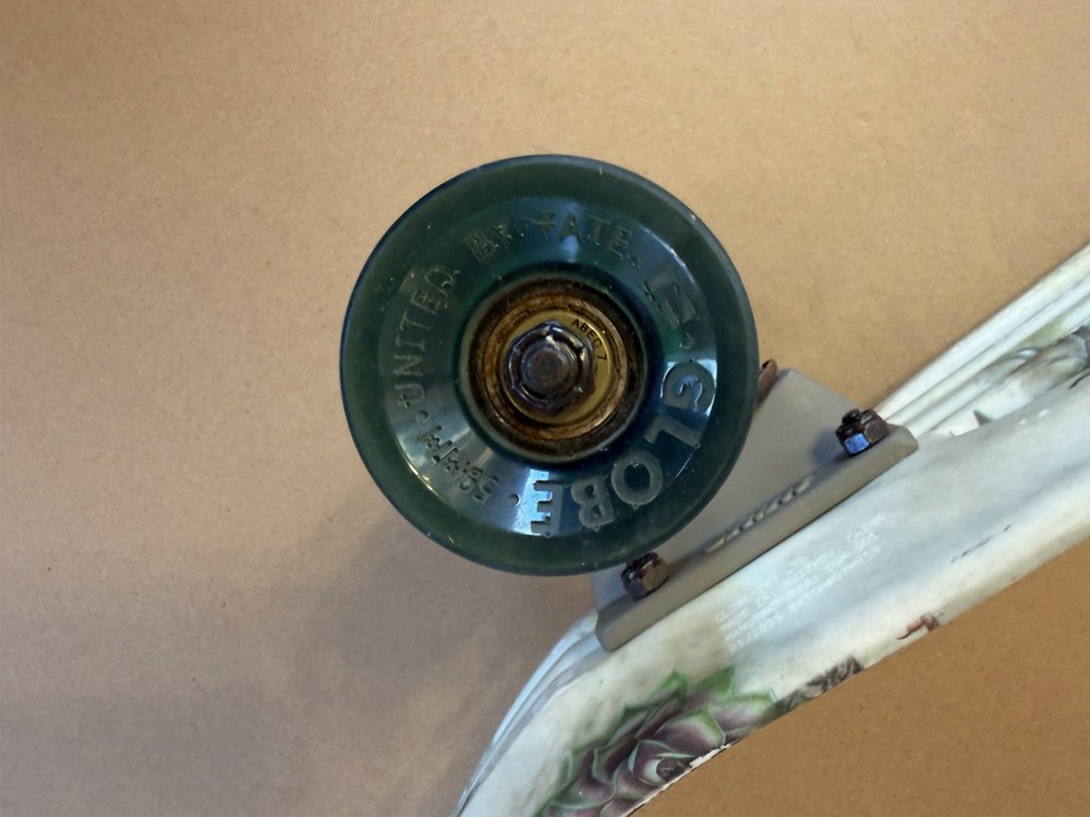 Globe Bantam Outback 23" Cruiser Skateboard Vintage