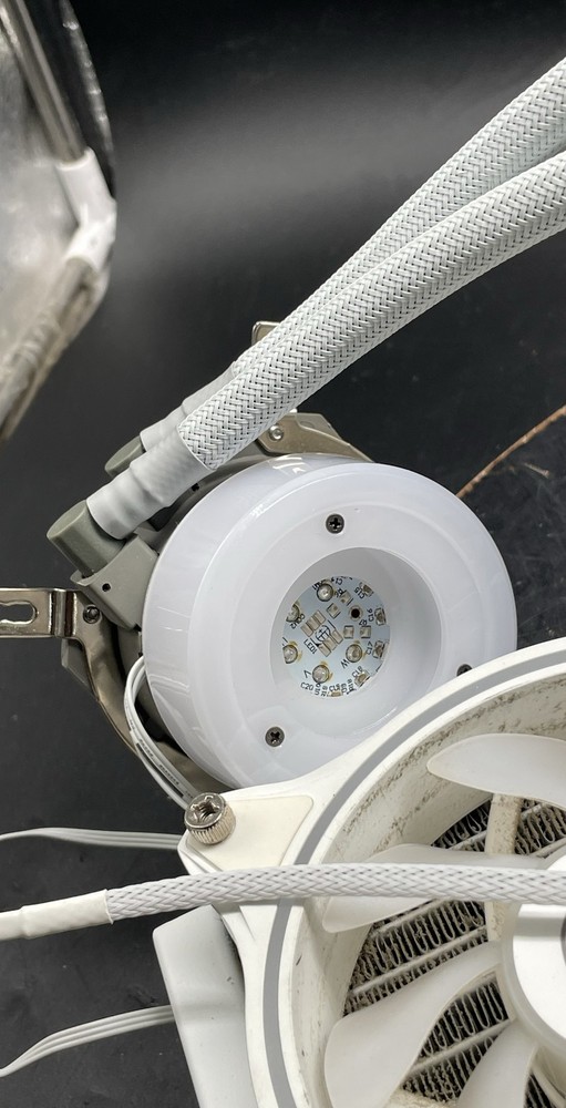 Cooler Master MasterLiquid ML Series White CPU Liquid Cooler AIO