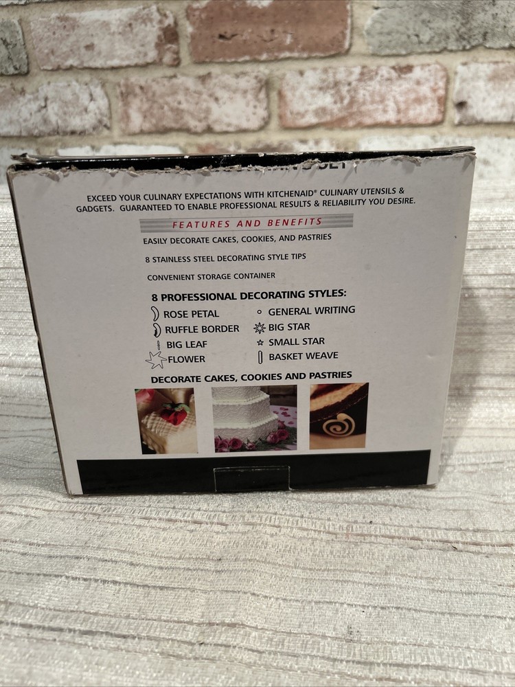 NEW KitchenAid 10-Piece Cake Decorating/Piping Set ~2006