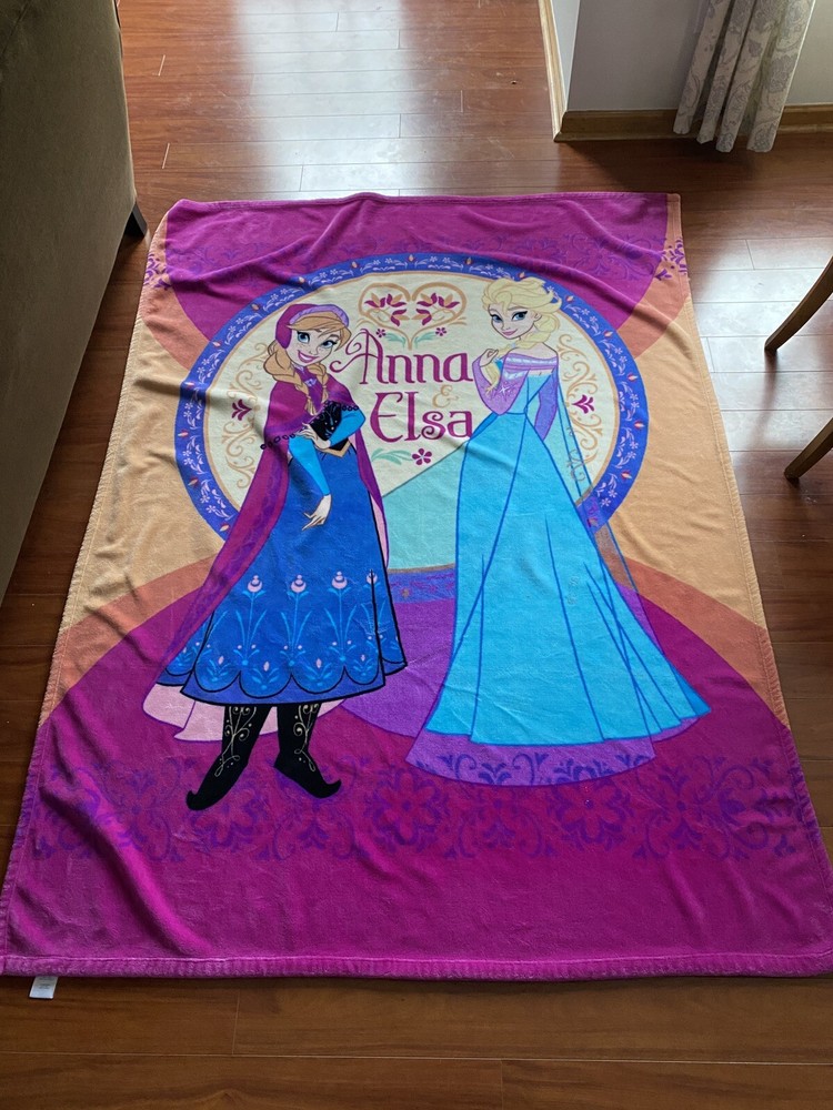 Disney - Frozen - Oversized Throw Blanket - Size 59"x78”