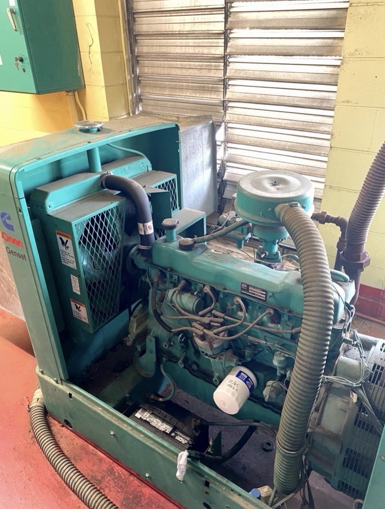 Cummins Onan Generator Model 35EK With Transfer Switch