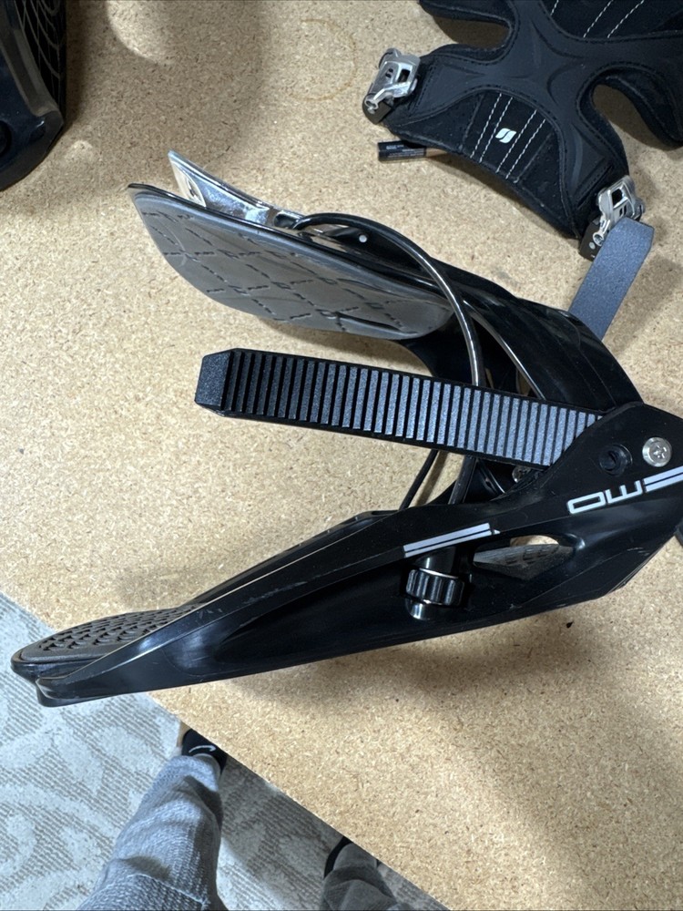 flow snowboard bindings