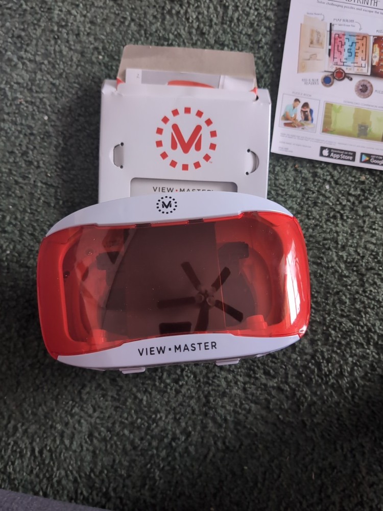 Mattel - View-Master Virtual Reality Starter Pack Plus Bonus Destination Pack