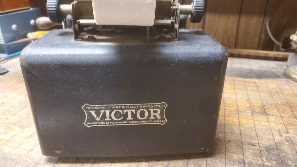 Antique Victor Adding Machine With Subtraction And Repeat.
