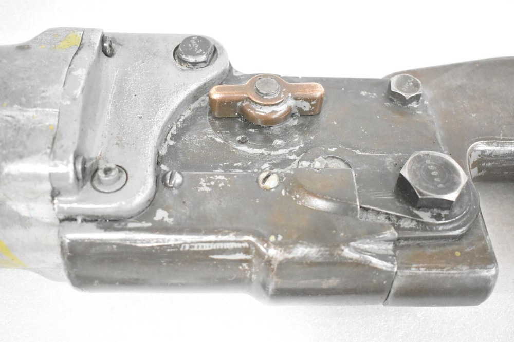 Chicago Pneumatic CP-355 Compression Riveter