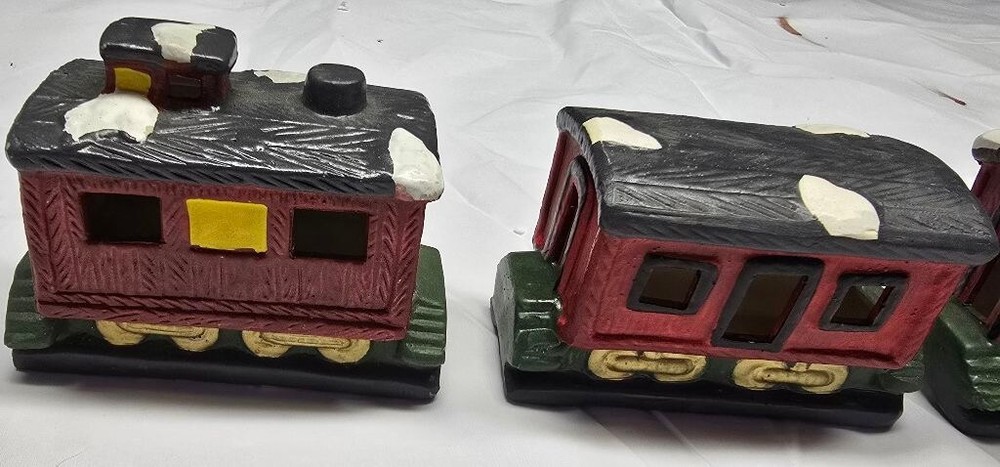 Vintage Ceramic 4 pc Christmas Train Decor