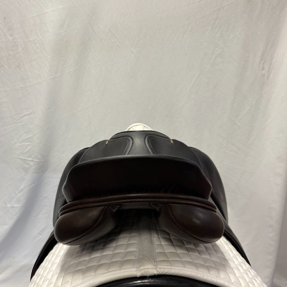 Used Schleese Eagle- Size 18" Jump Saddle Brown