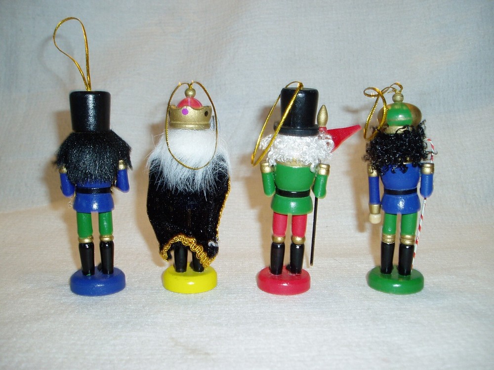 NIB ASSORTED WOODEN 4" Tall SOLDIER NUTCRACKER ORNAMENTS