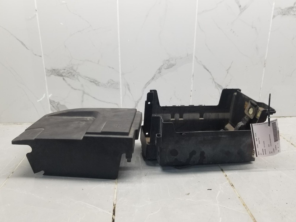 2013 BUICK REGAL BATTERY BOX #002958