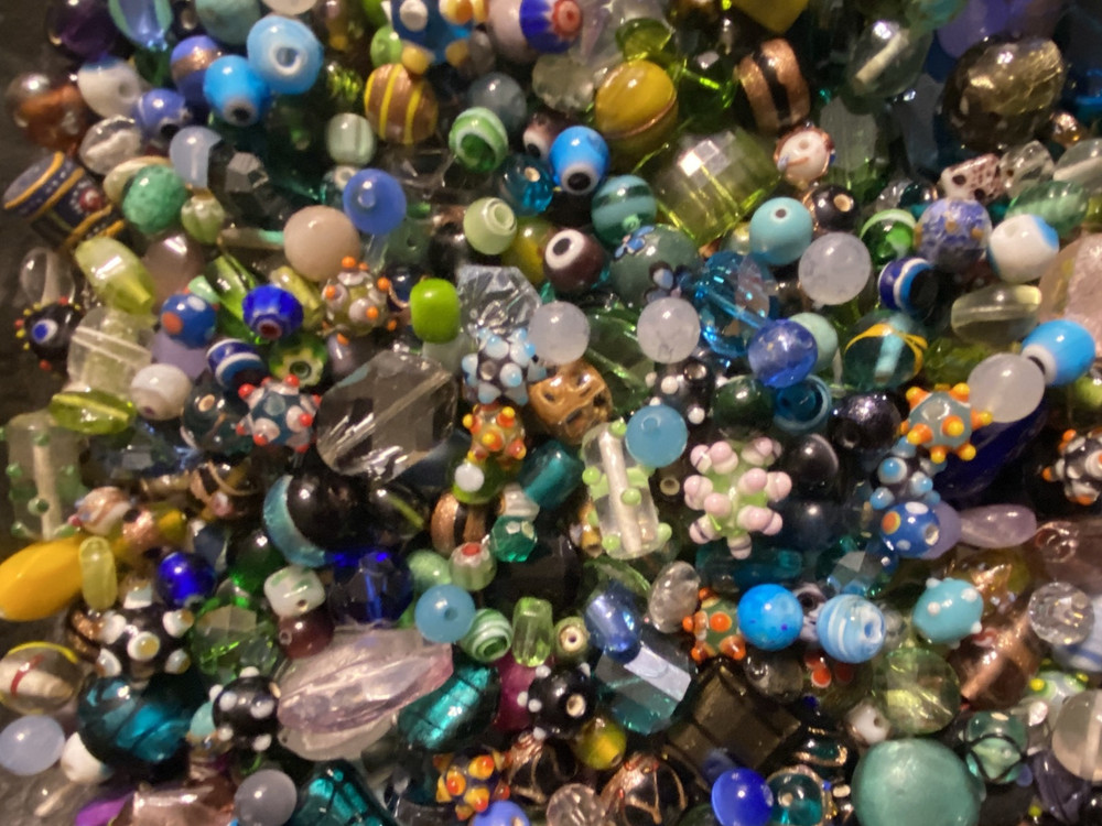 100 Assorted Mixed Glass, Lampwork and Ceramic Beads Loose Bulk