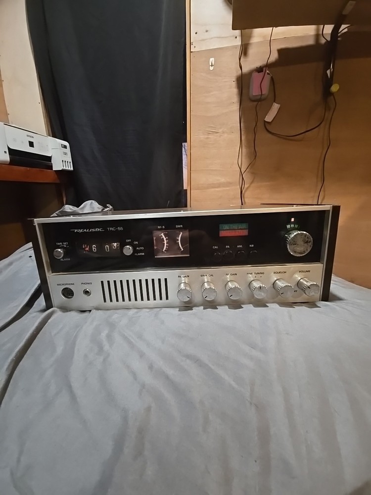Vintage Realistic TRC-55 CB Transceiver Needs Mic