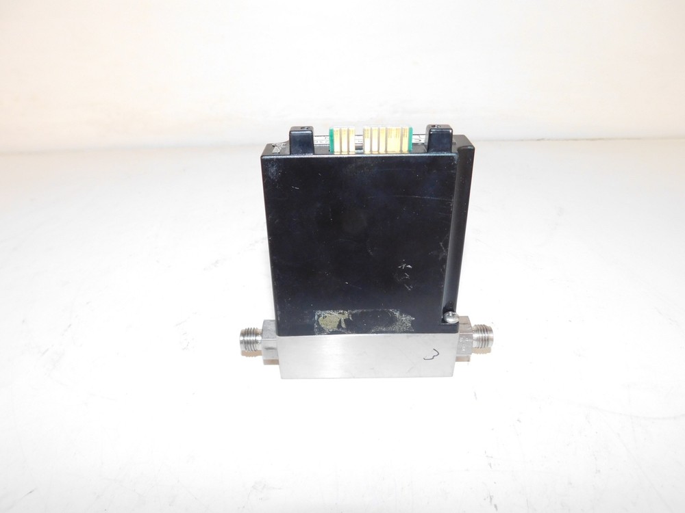 TYLAN MASS FLOW CONTROLLER MODEL FC-260 1 SLPM (JCC74)