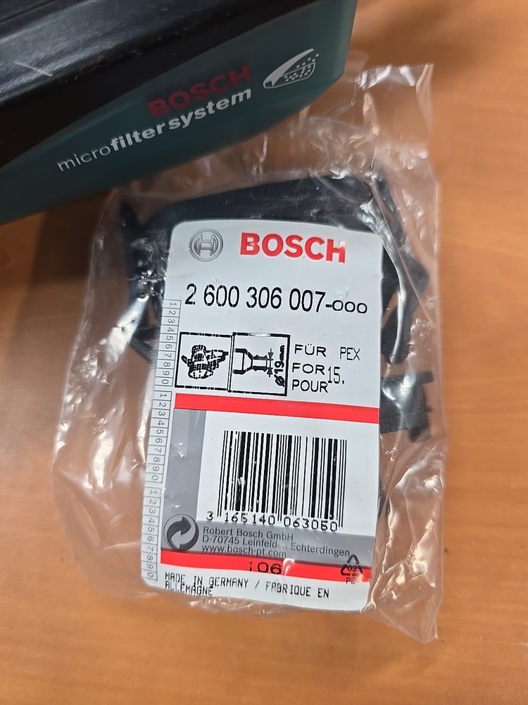 BOSCH 1297D Sander With Bag