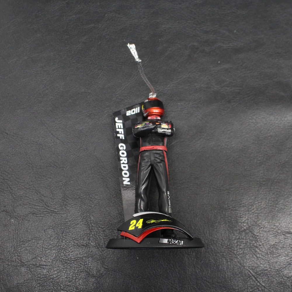 2011 JEFF GORDON #24 NASCAR Driver Ornament