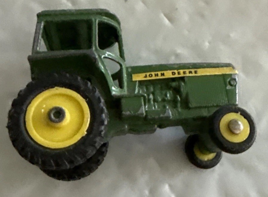 John Deere Tractor 1/64 Scale #1