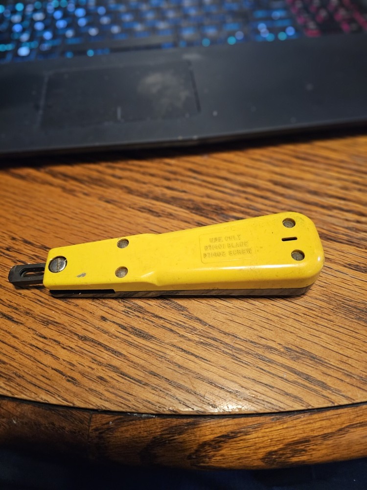 Harris-Dracon D714  Punch down Impact Tool Spring Loaded Reversible Blade