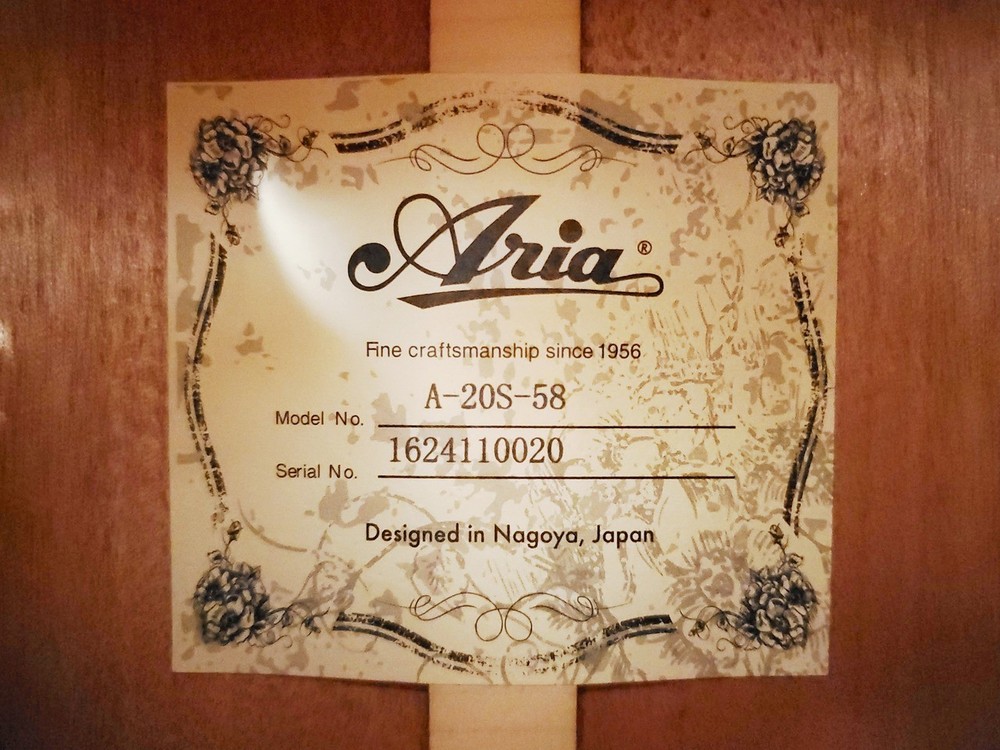 ARIA A-20S-58 Classical Guitar Solid Spruce Top Soft Case Included