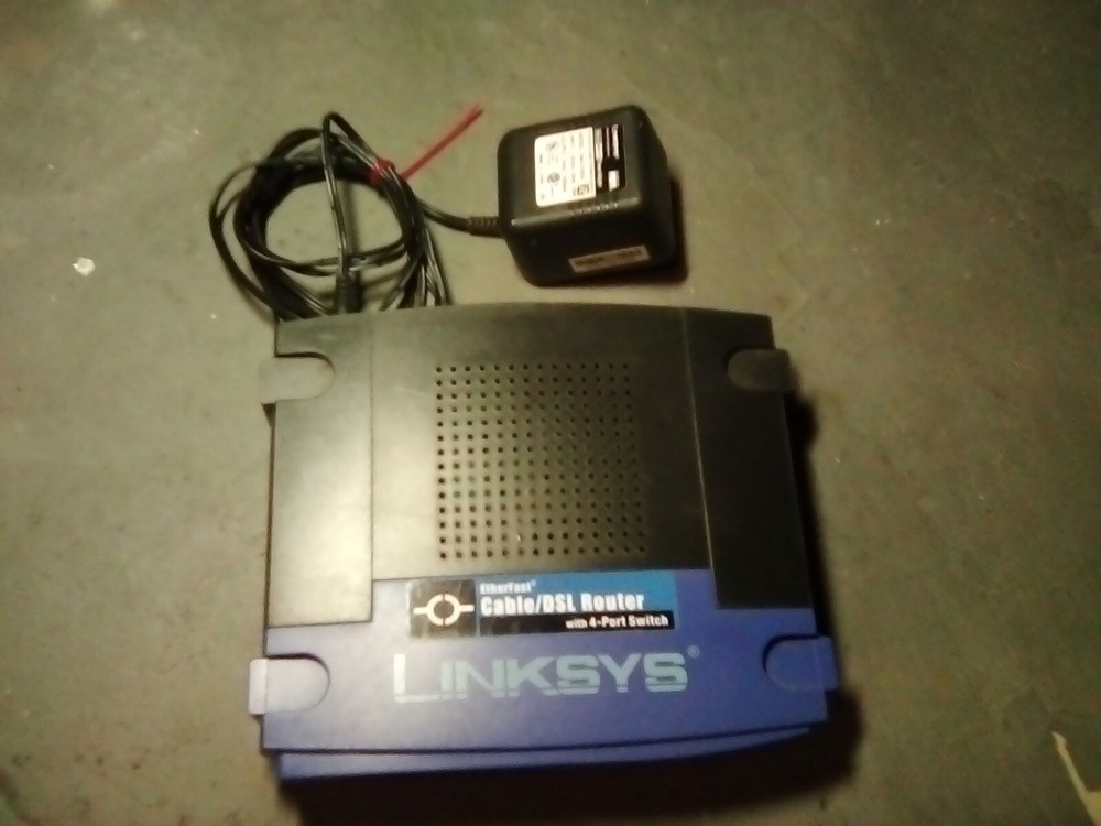 Linksys Cable/DSL Router With 4 Port Switch
