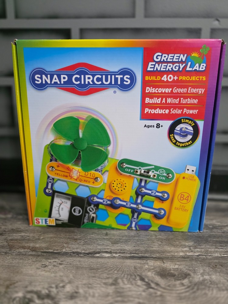 Snap Circuits Green Energy Lab 40+ STEAM Projects New
