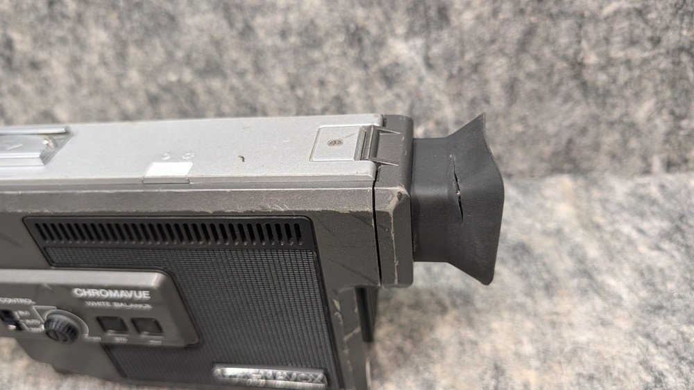 Magnavox VR8238BK01 Video Camera - Untested