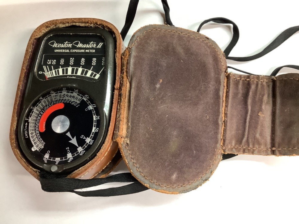 Weston Master II Universal  Exposure Meter  Model 735. Case & Strap Included.