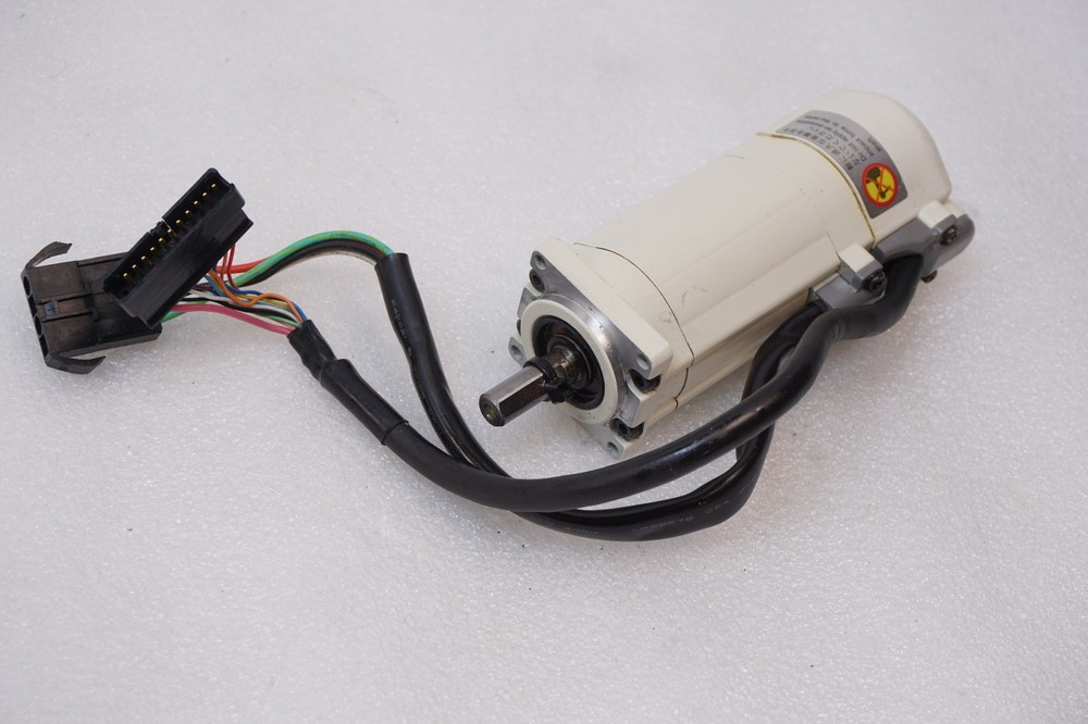 PANASONIC MSM8A1A2G SERVO MOTOR TESTED WORKING FREE SHIP